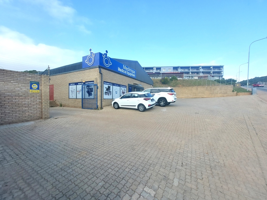 Commercial Property for Sale in Diaz Industria Western Cape